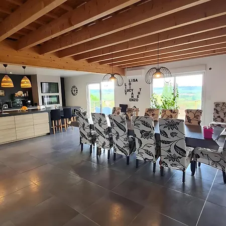 Des Ermites Holiday home *